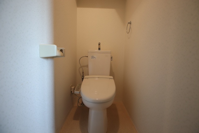 トイレ　別室の参考写真です。※現況優先