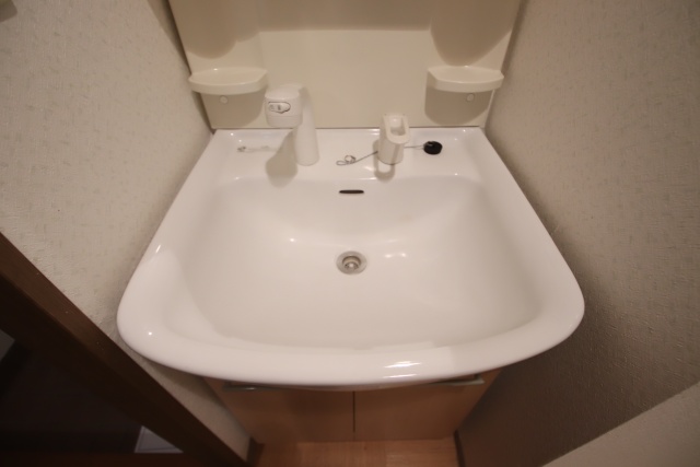 洗面設備　別室の参考写真です。※現況優先