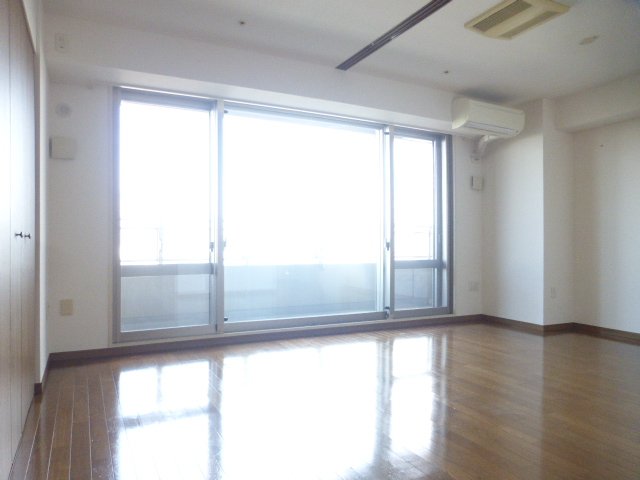 居室・リビング　居室※別部屋参考写真