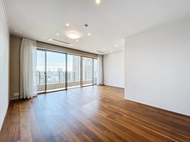 居室・リビング　※別部屋参考写真