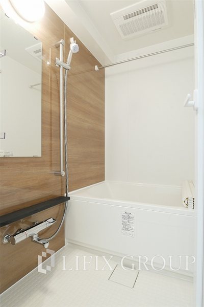 バス・シャワールーム　風呂