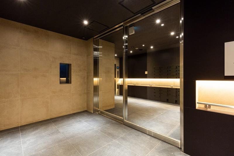 エントランス　エントランス