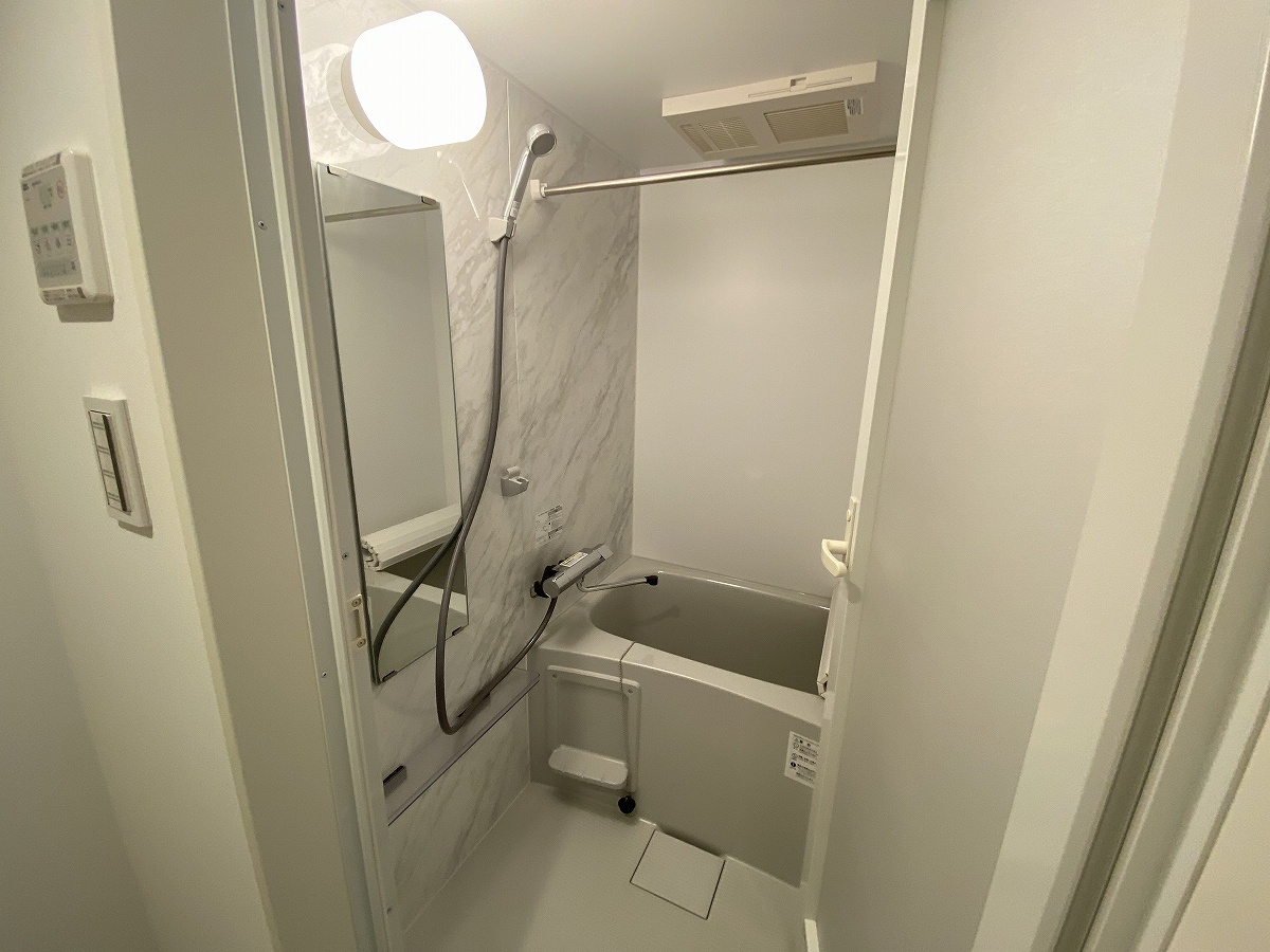 バス・シャワールーム