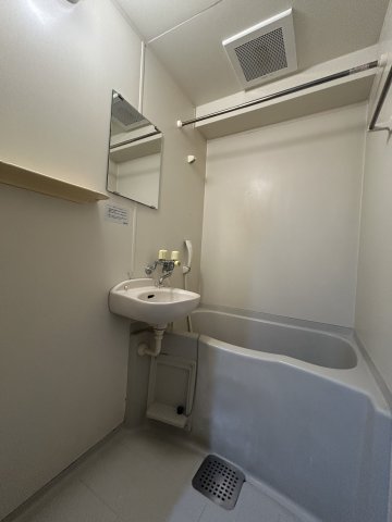 洗面設備　忙しい朝には欠かせない洗面所です