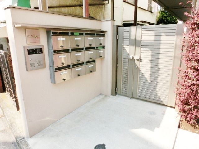 エントランス　エントランス