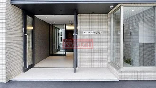 エントランス　*類似部屋参照