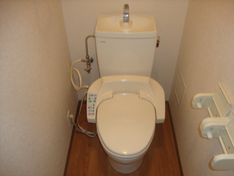 トイレ　図面と現状に相違がある場合には現状を優先