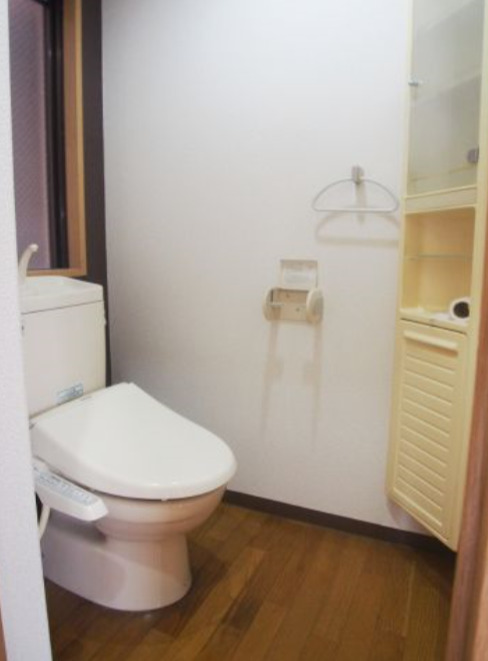 トイレ　ゆったりとした空間のトイレです