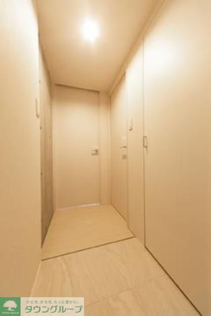 玄関　※写真は同タイプ住戸です。