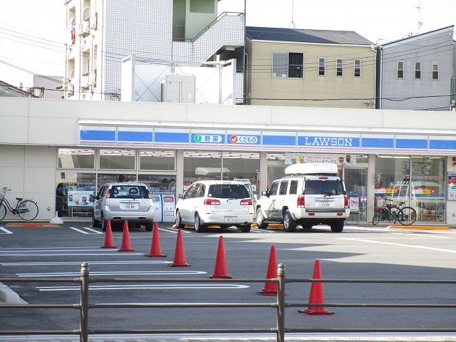 コンビニ　ローソン（コンビニ）まで124m
