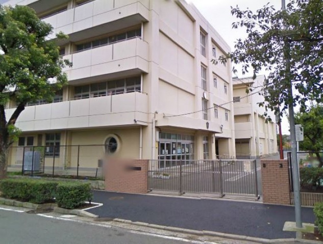 小学校　横浜市立下野谷小学校（小学校）まで238m