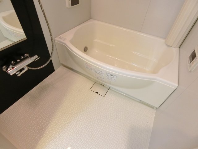 バス・シャワールーム　詳細は、RISUMO江坂本店→06-6155-7137まで♪
