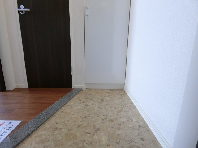 玄関　詳細は、RISUMO江坂本店→06-6155-7137まで♪