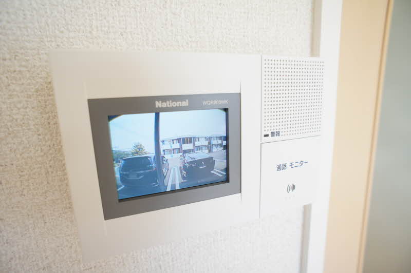 セキュリティ　モニター付きインターホン