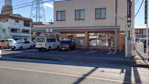 コンビニ　セブンイレブン 小山城東店（コンビニ）まで900m