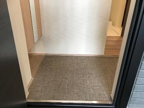 玄関　玄関（イメージ）