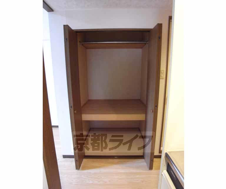 収納　奥行きもある広い収納です。