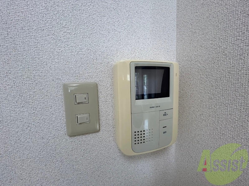 セキュリティ　モニター付きインターホンでセキュリティも安心です！