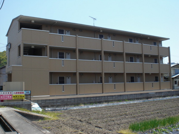 建物外観　閑静なエリアに立地！！