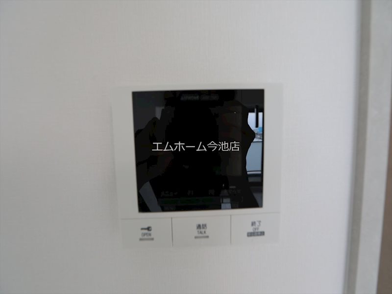 セキュリティ　TVモニター付インターホン