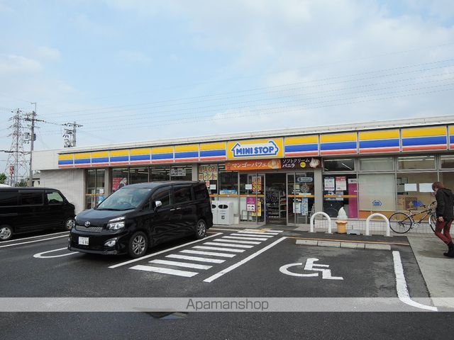 コンビニ　ミニストップ岸和田摩湯町店（コンビニ）まで356m