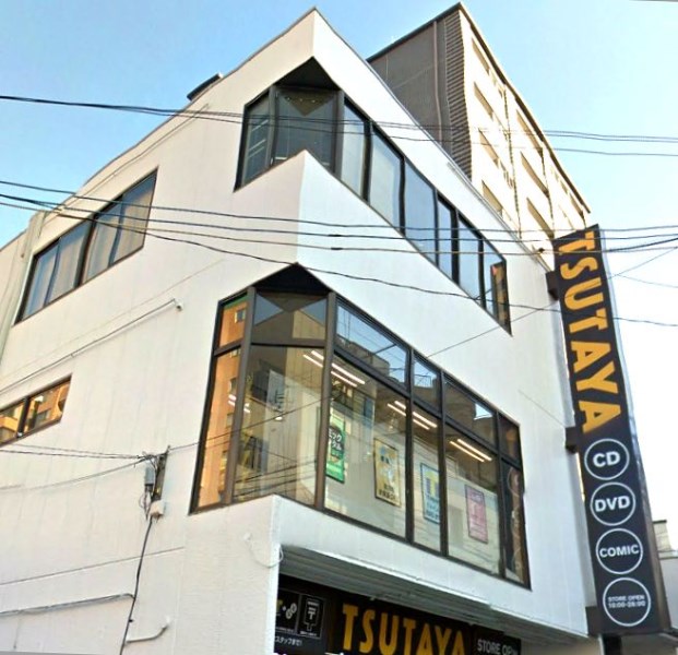 ショッピングセンター　TSUTAYA 四条寺町店（ショッピングセンター）まで95m