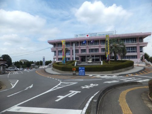 役所　牛久市役所（役所）まで601m