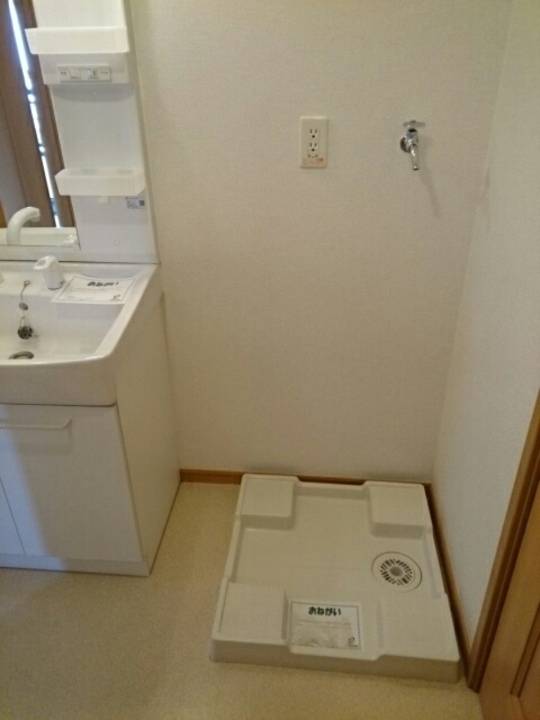 その他設備　洗濯機置場