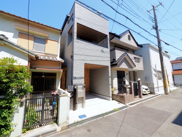 上ノ島町2丁目貸家の外観写真