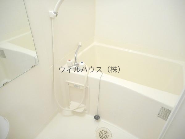 バス・シャワールーム　広々浴室！
