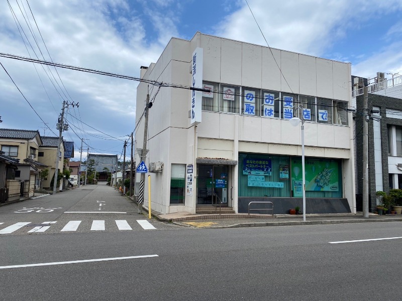 銀行　新潟信用金庫横門前支店（銀行）まで762m