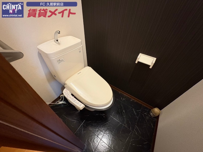 トイレ　同型物件になります。