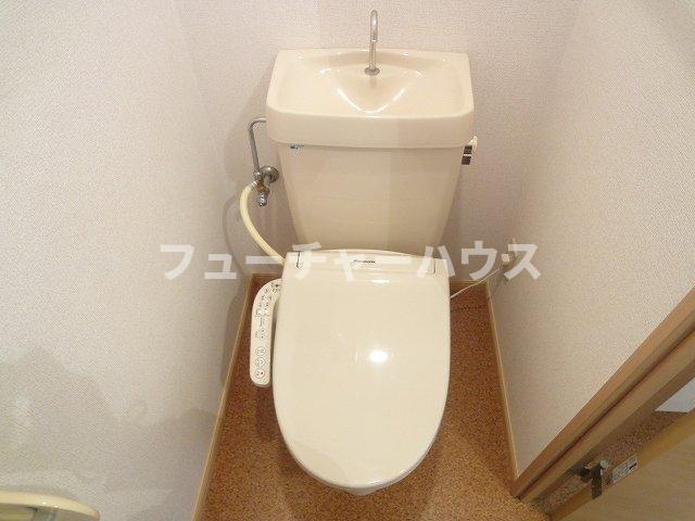トイレ　ゆったりとした空間のトイレです