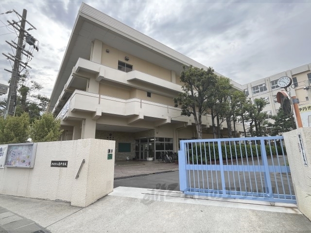 中学校　伊丹市立南中学校（中学校）まで500m