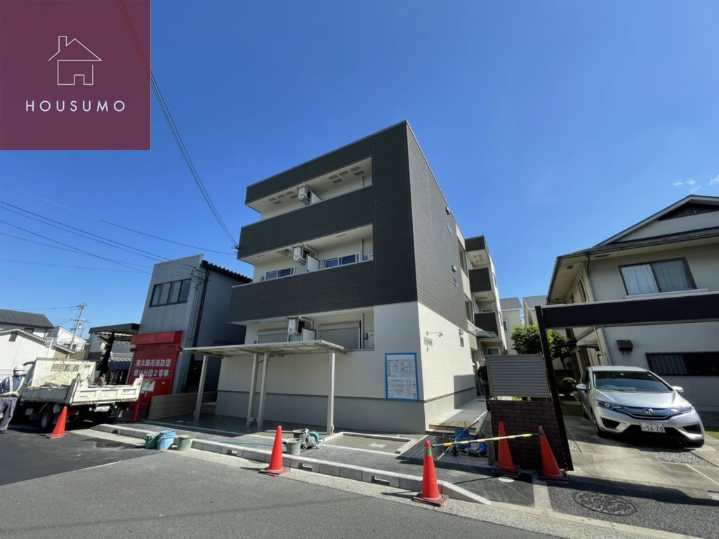 建物外観　落ち着いた雰囲気の外観です