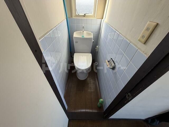 末広ビルのトイレ写真