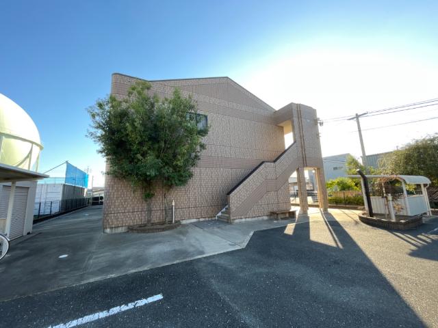 建物外観　外観写真（昼）