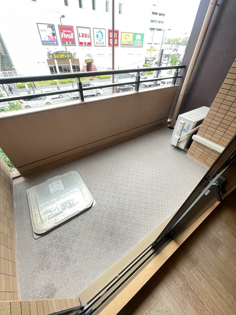 バルコニー