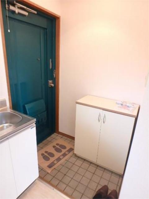 玄関　別部屋参考写真です