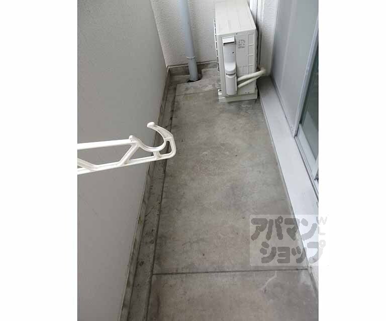 バルコニー　幅員の広いバルコニーです
