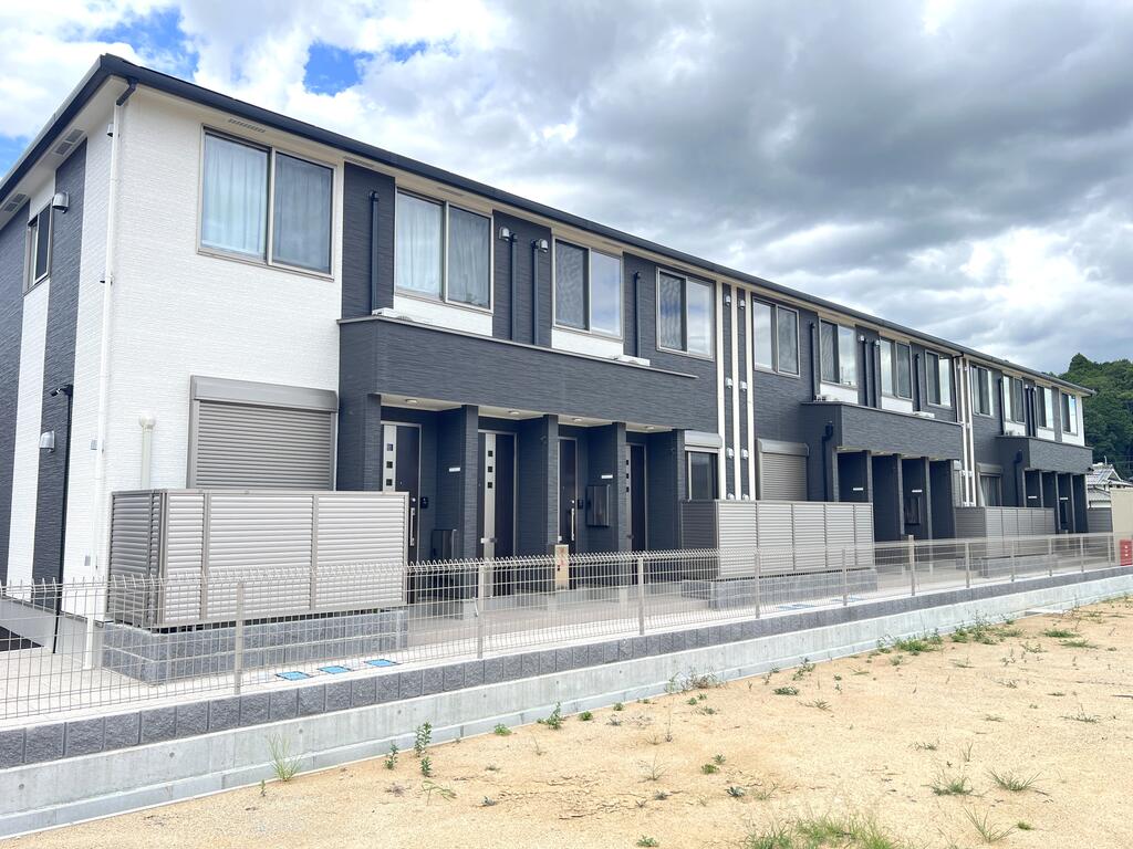 建物外観　モダンなデザインの素敵な外観です(^^♪