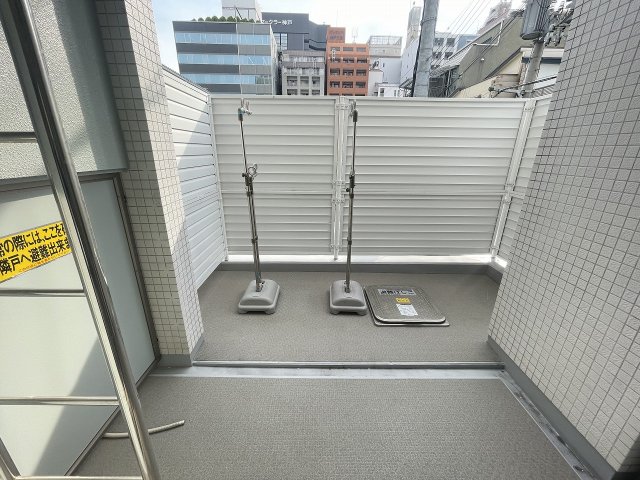 バルコニー　バルコニーからの眺めを楽しみながら食事をしませんか