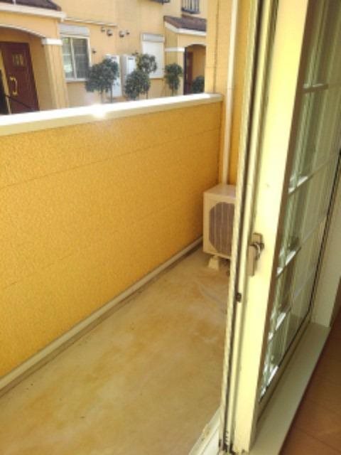 西武拝島線 西武立川駅 バス乗車時間：11分 最寄りバス停で下車 徒歩4分 2階建 築15年の内装写真