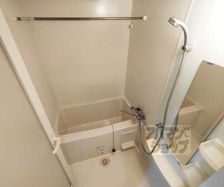 プレサンスNEO京都烏丸の風呂写真