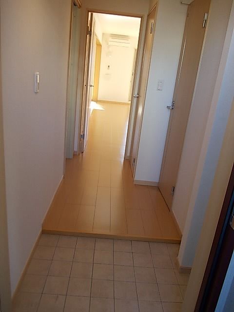 パラダイム東光の玄関写真