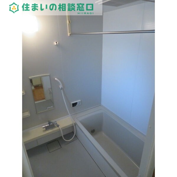 名鉄名古屋本線 東岡崎駅 バス乗車時間：10分 最寄りバス停で下車 徒歩3分 2階建 築18年の風呂写真