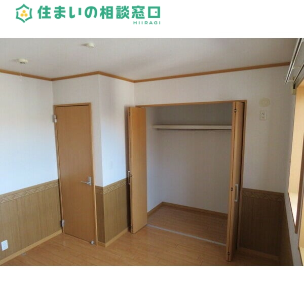 名鉄名古屋本線 東岡崎駅 バス乗車時間：10分 最寄りバス停で下車 徒歩3分 2階建 築18年の内装写真