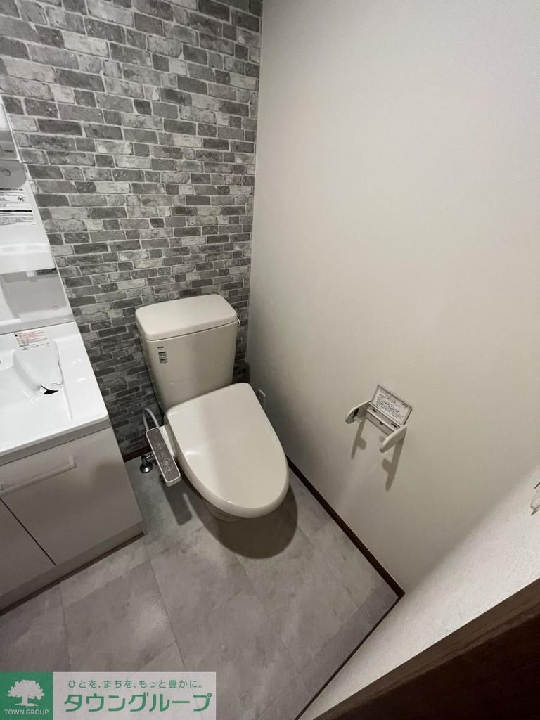 PREMIAGE西大宮のトイレ写真