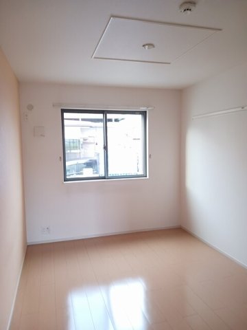 その他部屋・スペース　明るい色調の室内です