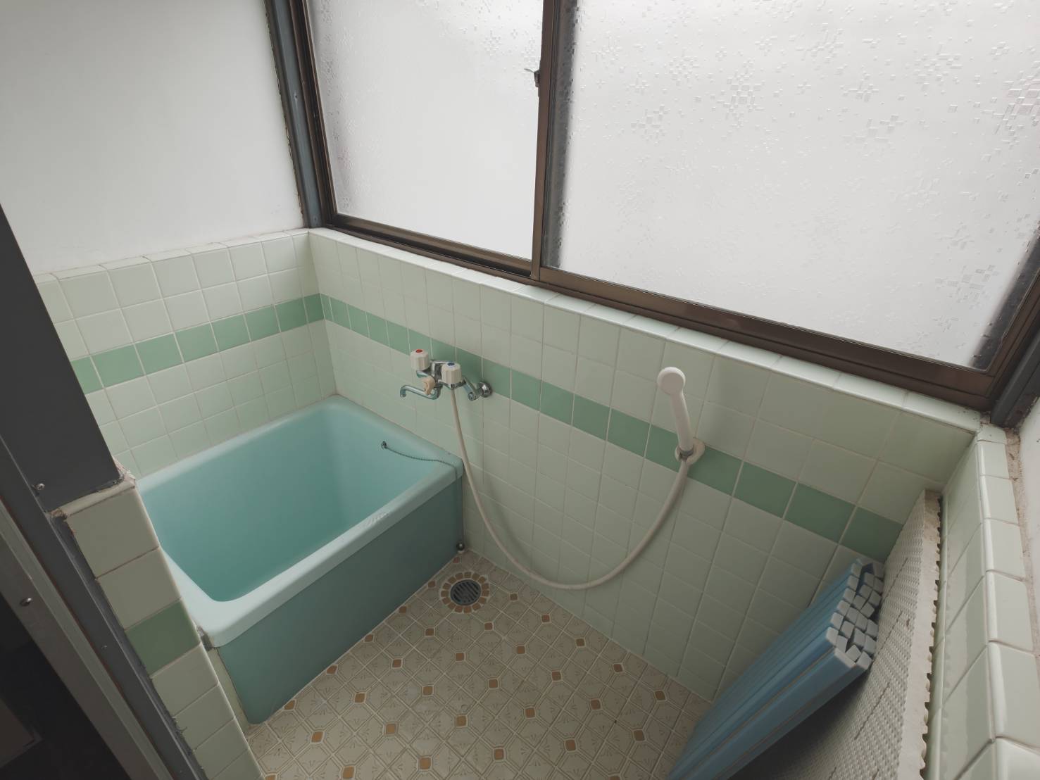 西宇部南二戸建の風呂写真